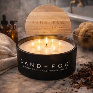 NWT Extra Large 7- Wick Sand + Fog Soy Honey Tobacco Scented Candle